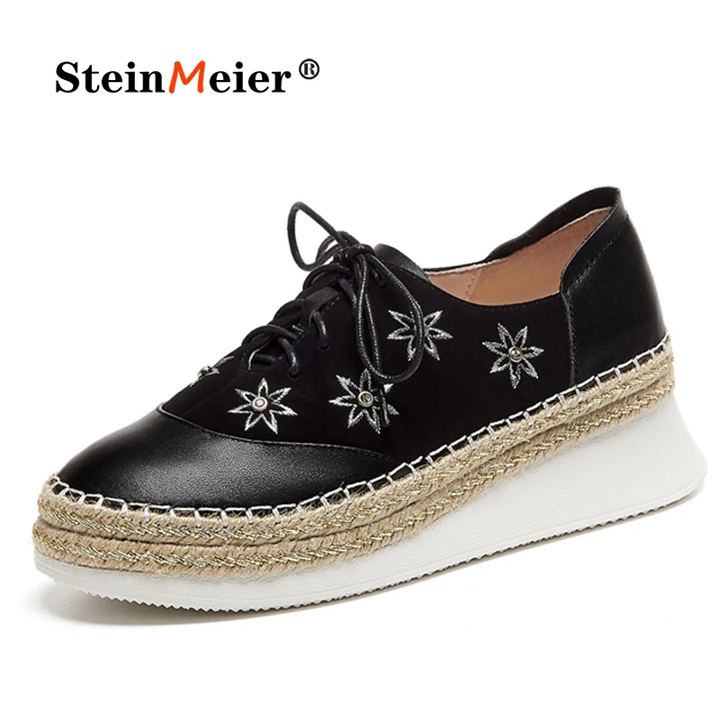 Женские кроссовки из натуральной кожи серебристые лоферы на увеличенной