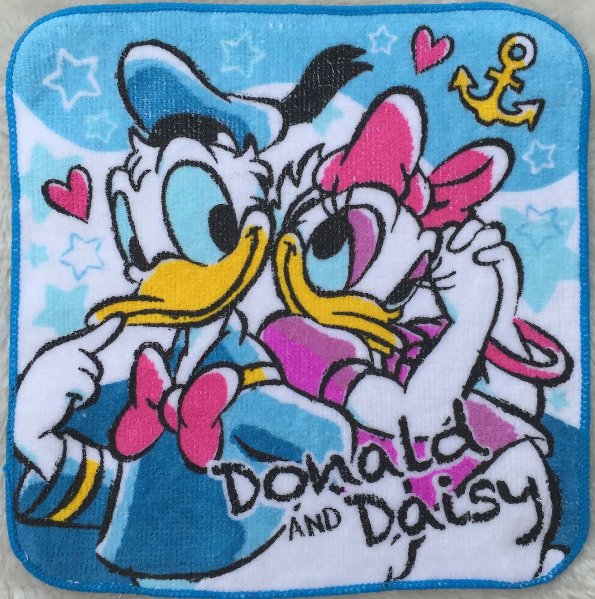 Маленькое квадратное полотенце Disney с мультяшным Микки Маусом детское слюнявчее