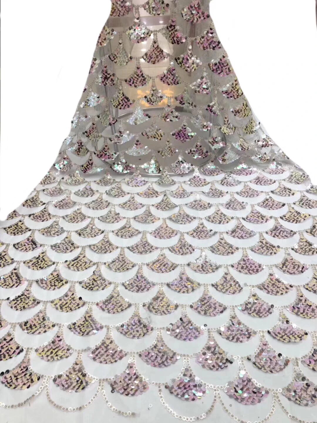 

Африканская кружевная ткань, вышитая Яркая Ткань, Высококачественная французская Тюлевая кружевная ткань для свадьбы KHT20007