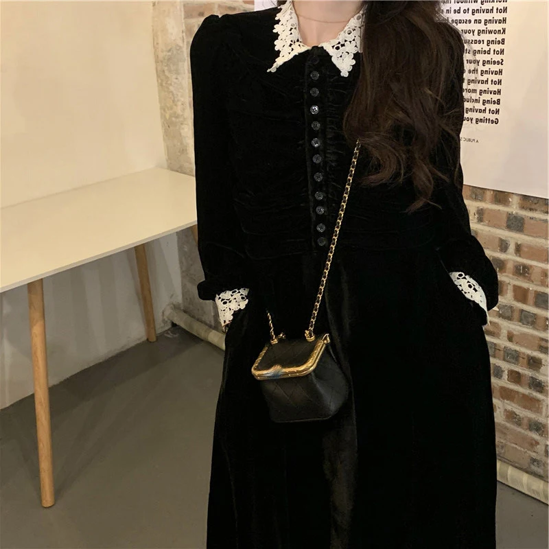 

2021 Women Spring Autumn New Light Luxury Hepburn Style Little Black Dress with Overcoat Long Skirt Black Base Inner Dress W4