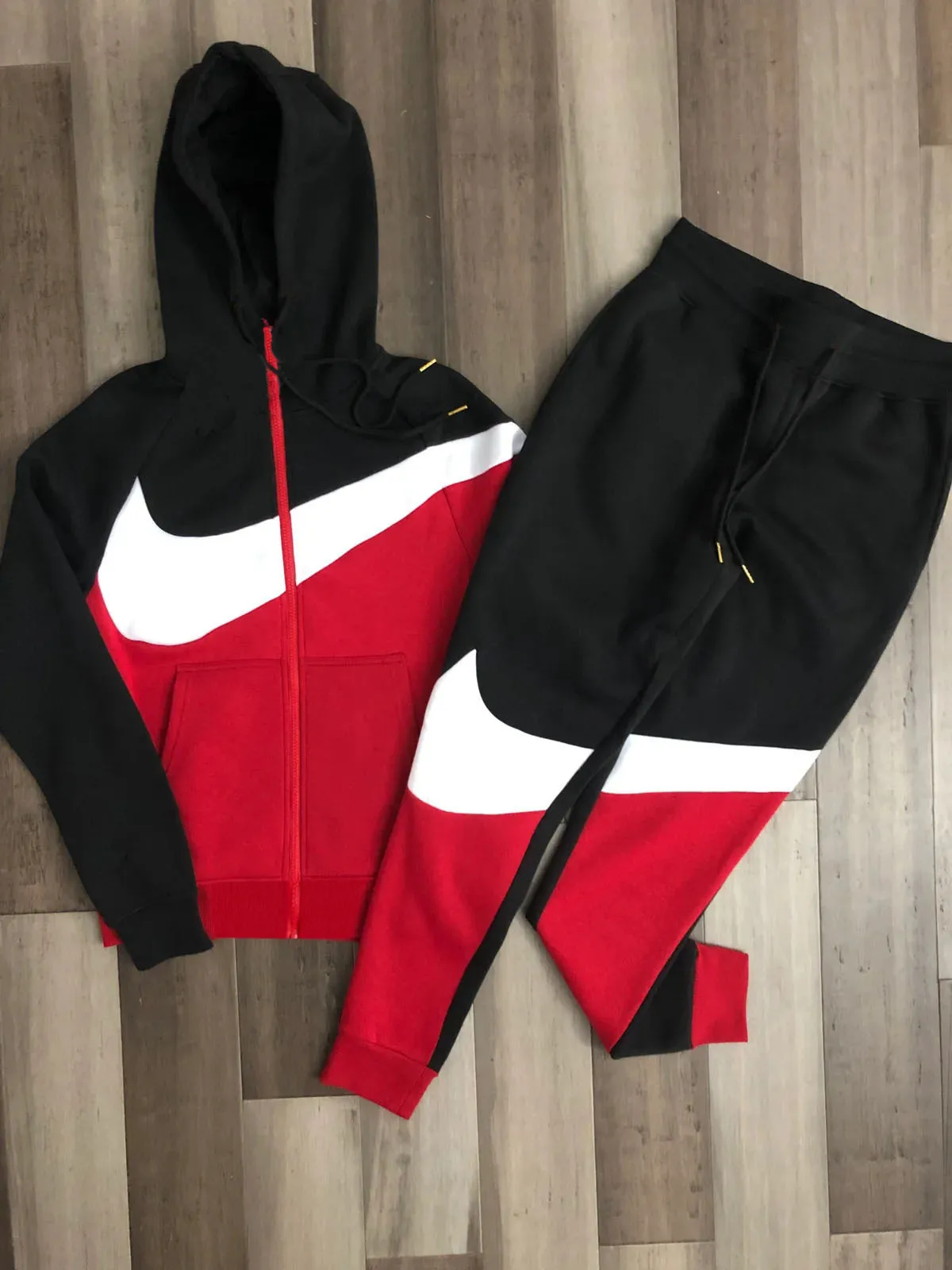 

2021 new color spliced men's hoodie male and female universal zipper jacket tide card hit color hooded killer