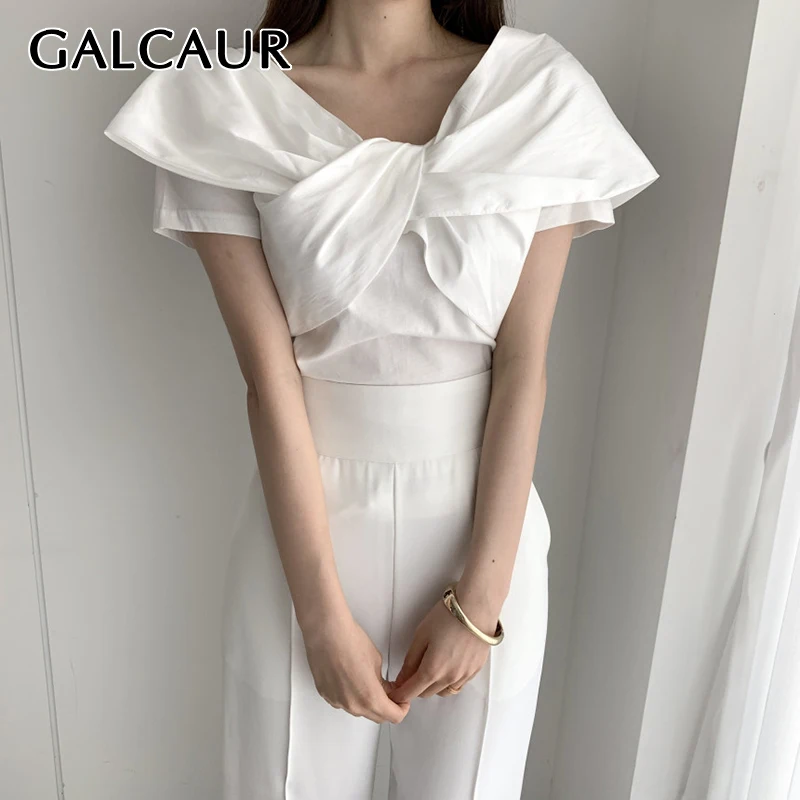 

GALCAUR Loose Frill Trim Women's T-shirt V Neck Short Sleeve Ruched Minimalist Solid T Shirts Women's Clothing 2021 Fashion New