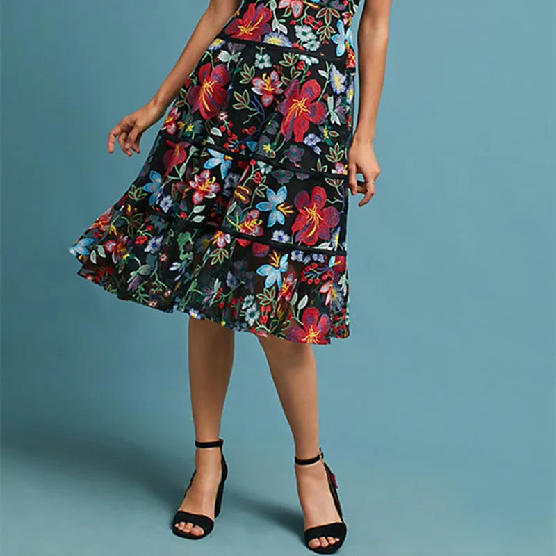 Женское платье с коротким рукавом VERHELLEN модельное дизайнерское Сетчатое