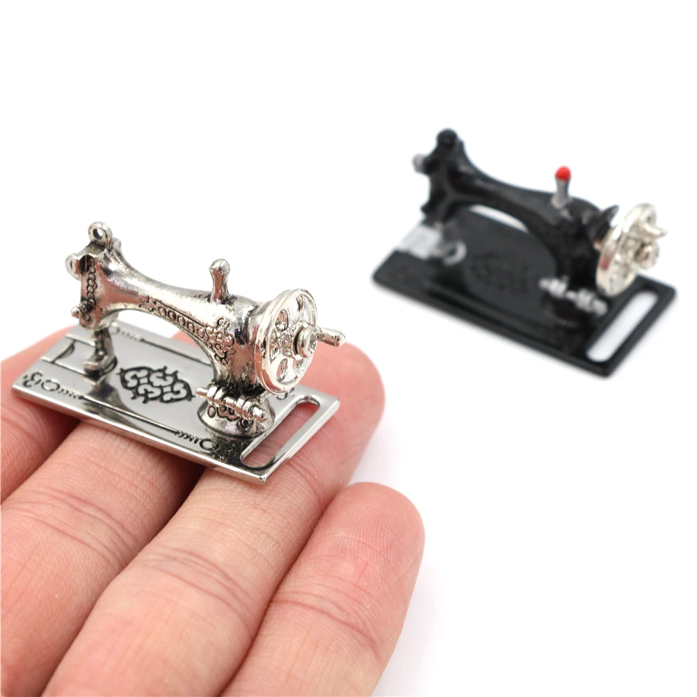 

1/12 Dollhouse Black Silver sewing machine toys gift Doll House Miniature Furniture Accessories for kids child girls