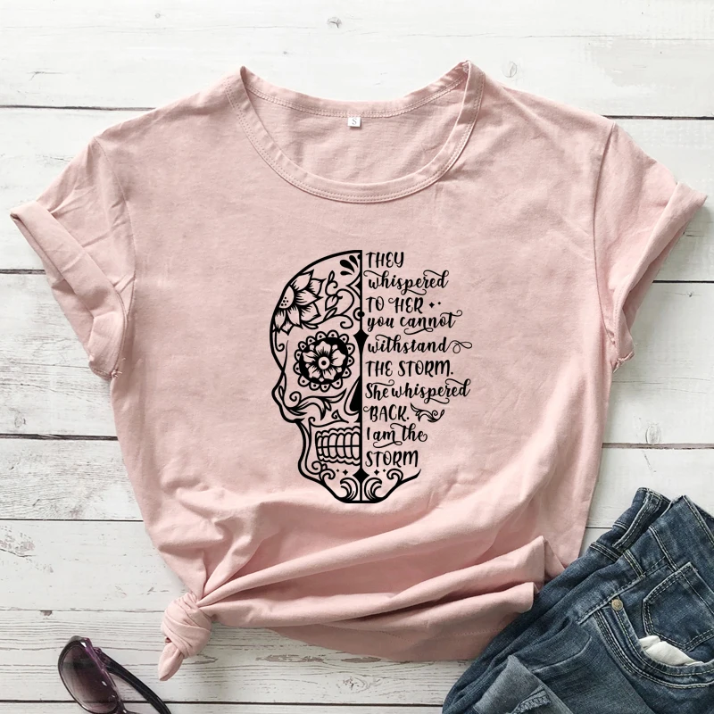 Футболка с надписью They Whispered To Her Skull модная женская футболка изображением мандалы