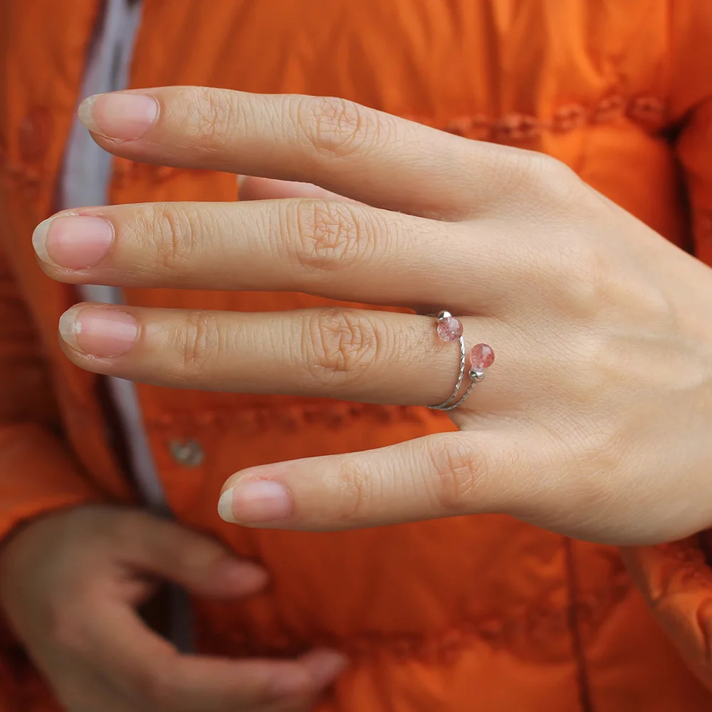 Женское многослойное кольцо из серебра 100% пробы с кристаллом в виде