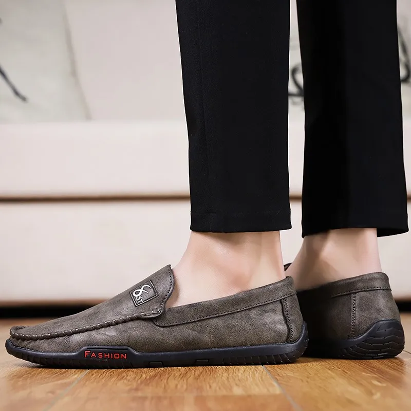 

New Arriva Men Casual Shoes Spring Summer Mens Loafers Shoes Slip on Light Men Shoes Breathable Popular Flats Sapatos Masculinos