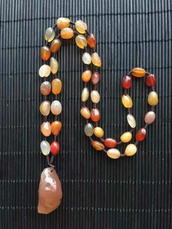 

Alxa Gobi stone wholesale natural color agate necklace Accessories necklace gemstone natural stones minerals rocks