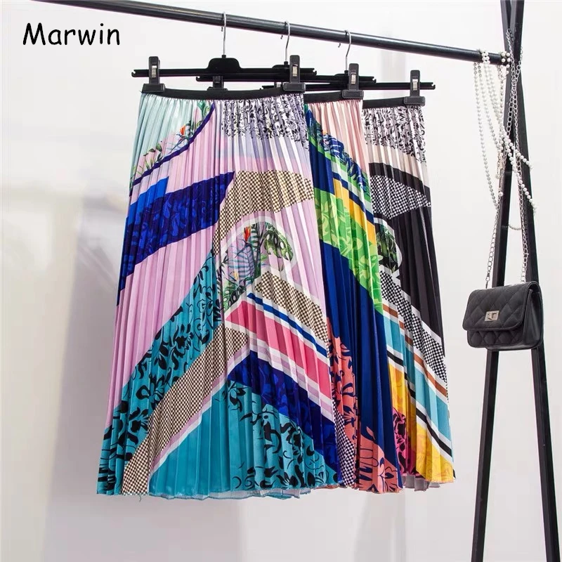 Женская плиссированная юбка Marwin А силуэта с разноцветным принтом до середины