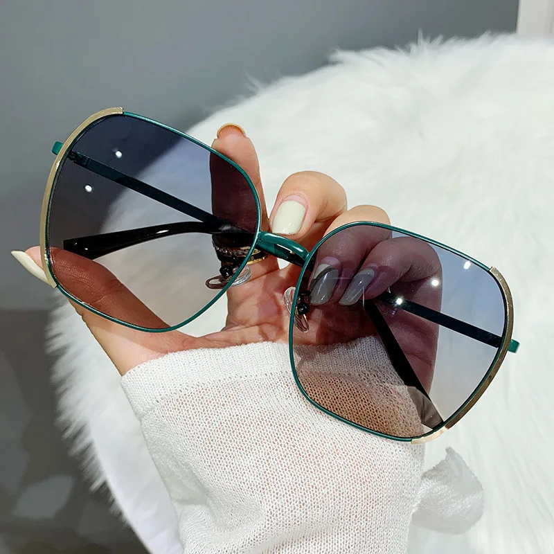 

TAC Sunglasses women's 2021 new Korean version of the tide sunscreen UV400 protection outdoor driving sunglasses