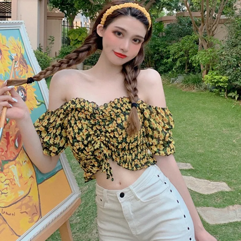 

Sexy Small Floral Print Shirt Women Sweet Pleated Exposed Navel Short Chiffon Blouse Summer Slash Neck Tops New