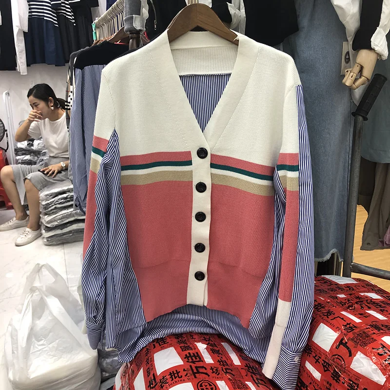 

2020 New Fashion V-neck Knitting Stitching Mixed Color Fake Two-Piece Sweater Female Loose Casual Striped Cardigan Shirt Jacket