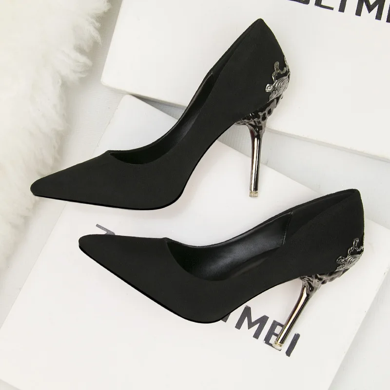 

2021 Pointed Toe Women Pumps Flock Fashion Lady Mental Back Party Shoes Super High Wedding Heels Women