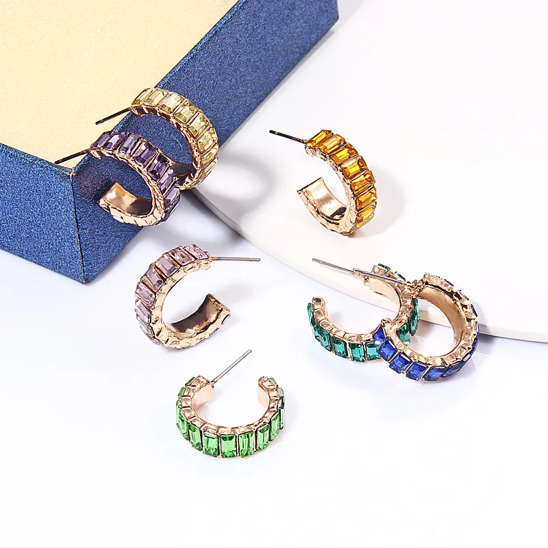 

European American Trend Earring for Women Alloy Geometric Color Diamond High Jewelry Luxury Brand Design Daily Wear Accessories