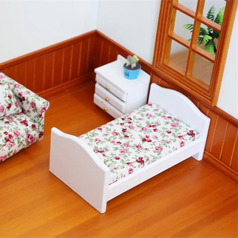 

1/12 Dollhouse Miniature Accessories Mini Wooden Single Bed Simulation Bedroom Furniture Model Toys Doll House Decoration OB11