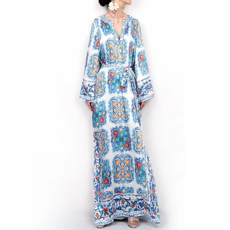 

Cross-border bohemian beach dress European and American women's blue and white porcelain evening dress Amazon print dress