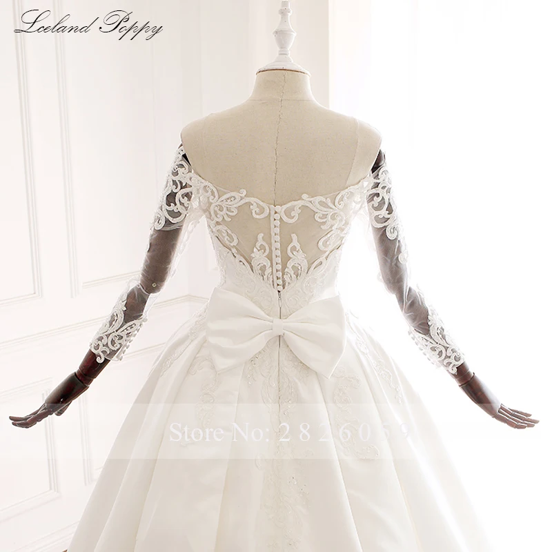 Женское свадебное платье с открытыми плечами трапециевидной формы | Свадьбы и