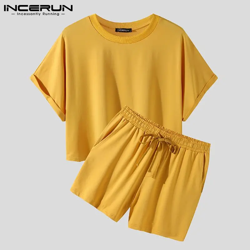 

Мужской комплект из двух предметов INCERUN, короткий топ с коротким рукавом, шорты на шнурке, дышащий повседневный костюм, 2021