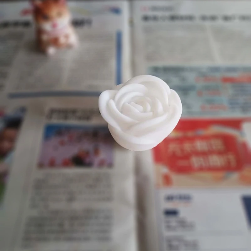 

T5EC Colorful Glowing Night Light Cute Seven Colors Rose Shaped Fine PVC Night Supplies Easy Sleeping Tool