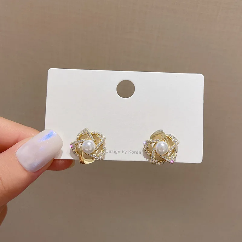 

Origin Summer Fashion Hollow Out Enamel Flower Imitation Pearl Stud Earring for Women Gold Color Rhinestone Earring Jewelry