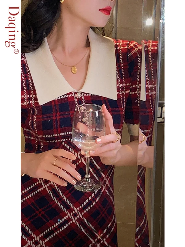 

Retro Style Dress Spring New Small Nuyoah