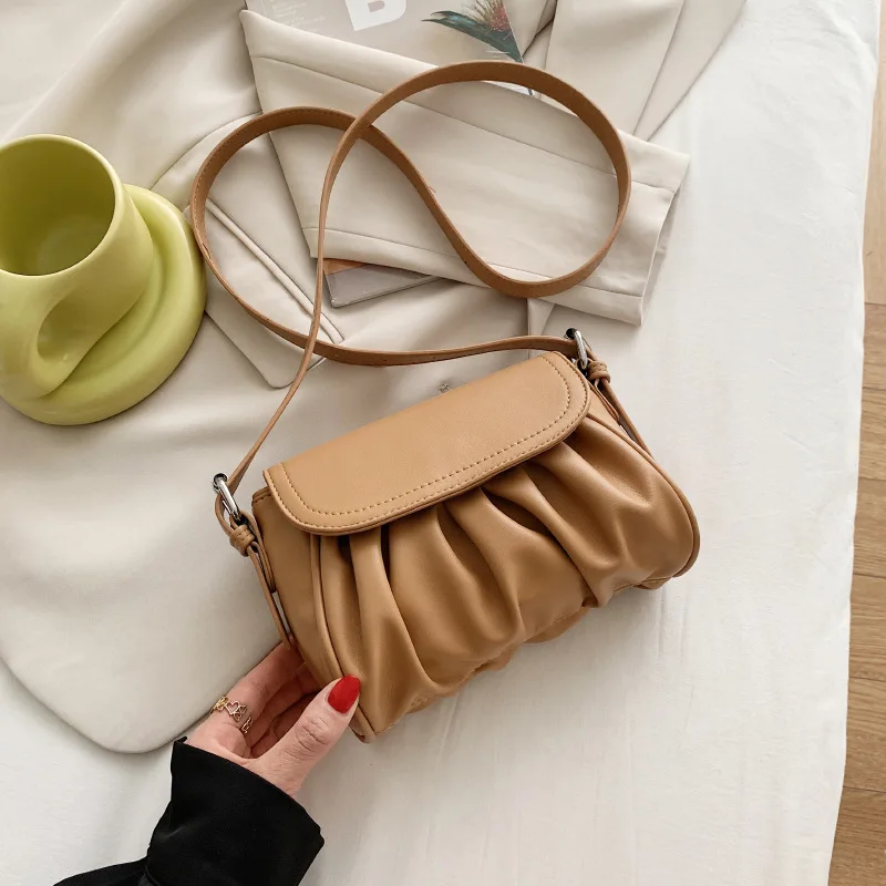 

Плиссированные дизайнерские сумки на плечо для женщин 2021, Модные Качественные Роскошные брендовые сумки из искусственной кожи, новая однот...