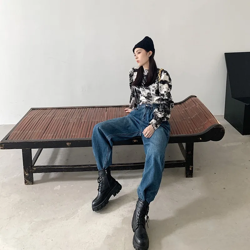 

Loose Woman Jeans High Waist Folds Button Wide Leg Denim Trousers White Black Blue Boyfriend Baggy Jeans Femme Casual Streetwear