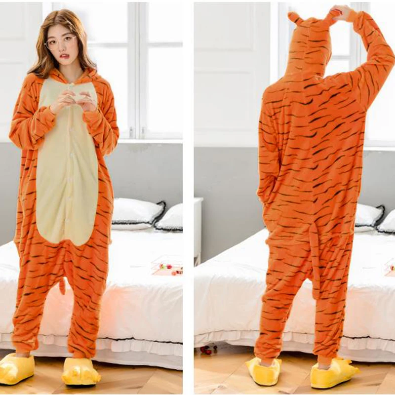 кигуруми Пижамы с единорогом Мультяшные ползунки панда зимний фланелевый