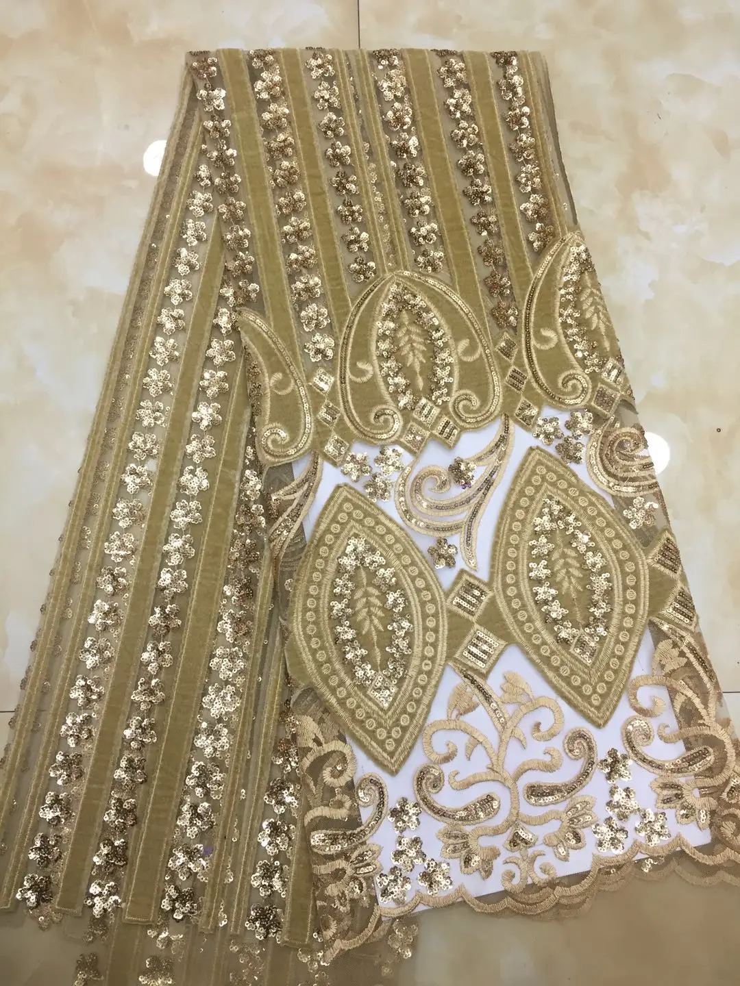 

Newest Arrival French Velvet Lace Fabrics Sequins African Dress 2020 Fashionable Purple Embroidered Tulle Lace Fabrics FJ2786