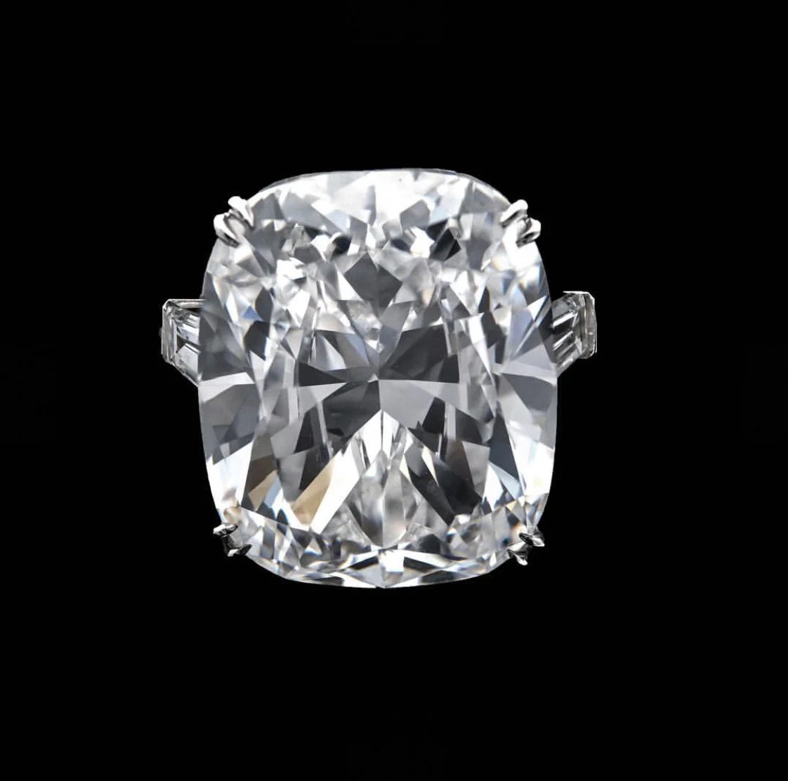 

Женское кольцо из серебра 925 пробы, с имитацией белого топаза