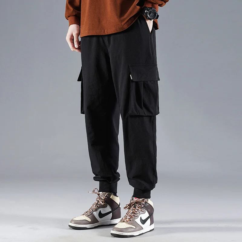 

2021 men's spring and autumn new small foot leisure trousers