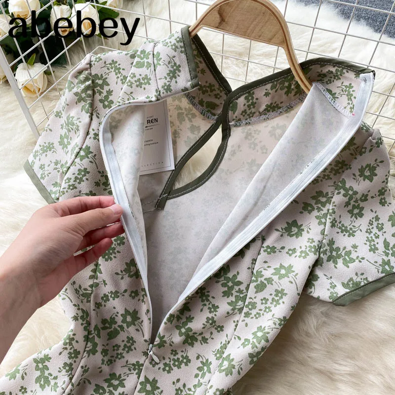 

Women Design Print Dress Korean Fashion Puff Sleeve Slim Party Dress Summer Chic Streetwear Split Short Dress