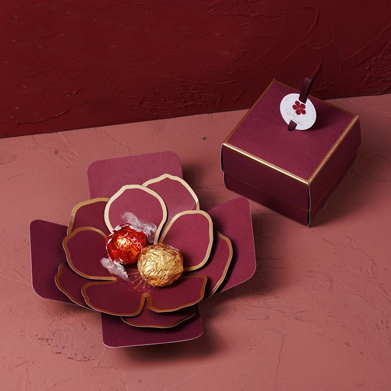 

50pcs Custom elegant unique paper chocolate candy box favors gifts boxes for wedding baby bridal shower party package wholesale