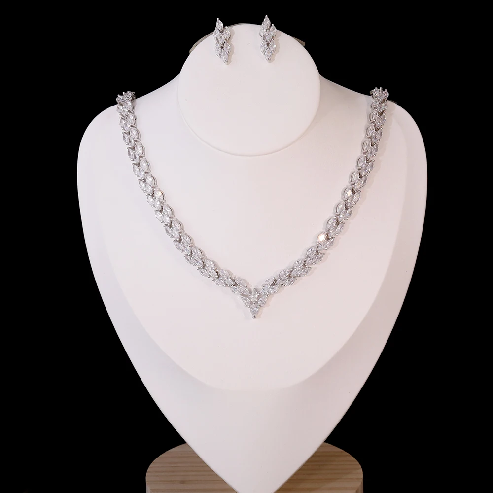 Элегантный Комплект украшений из ожерелья и серег с кубическим цирконием