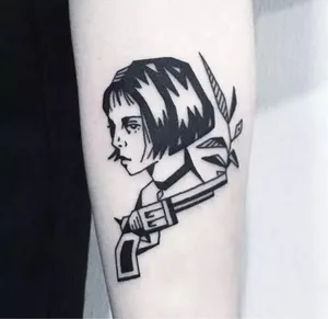 Водостойкая временная татуировка Леон храбрая женщина воин, пистолет лист Матильда тату флэш-тату искусственные татуировки для девушек и женщин