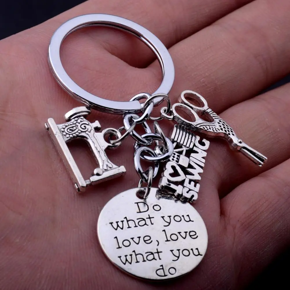 Брелок с надписью Love What You Do Брелоки 