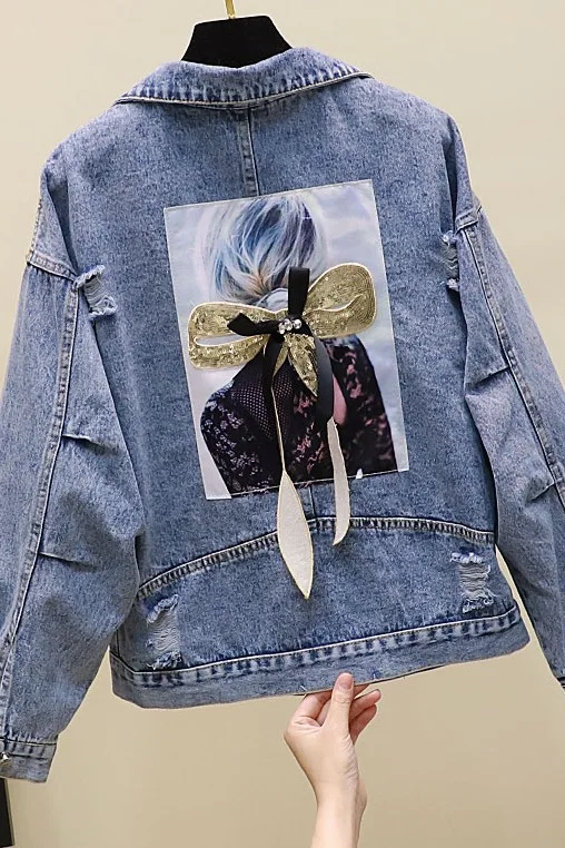 

Short coat women's 2020 new Korean version fashion worn hole sequin denim jacket top tide. denim jacket women blue jean jacket
