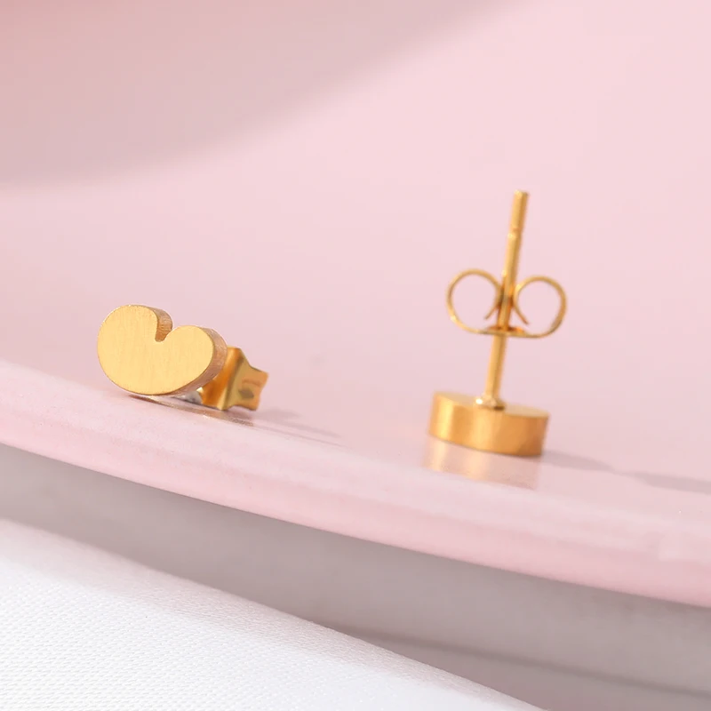 

2020 New Statement Romantic Heart-shaped Stud Earrings For Women Trendy Small Love Shape Wedding Earrings Gift Wholesale