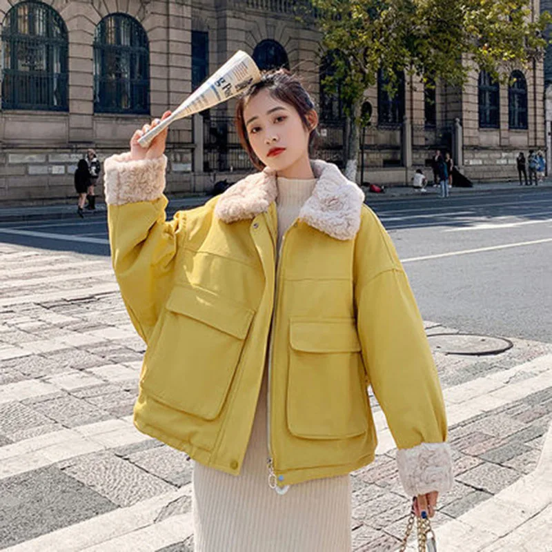 

Women's Short Coat 2021 New Korean Version Of Loose Lamb Wool Padded Coat Japanese Bat Sleeve Lapel Cotton Jacket Feminine