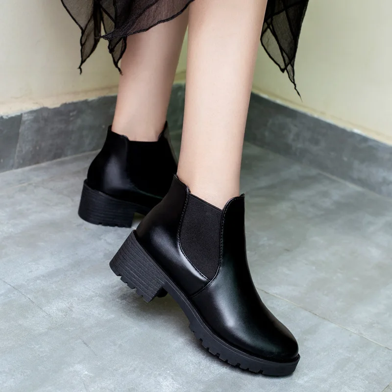 Fashion Women Ankle Boots Round Head Thick Bottom PU leather Waterproof Woman Snow Boots Black Platform Boots Women Footwear