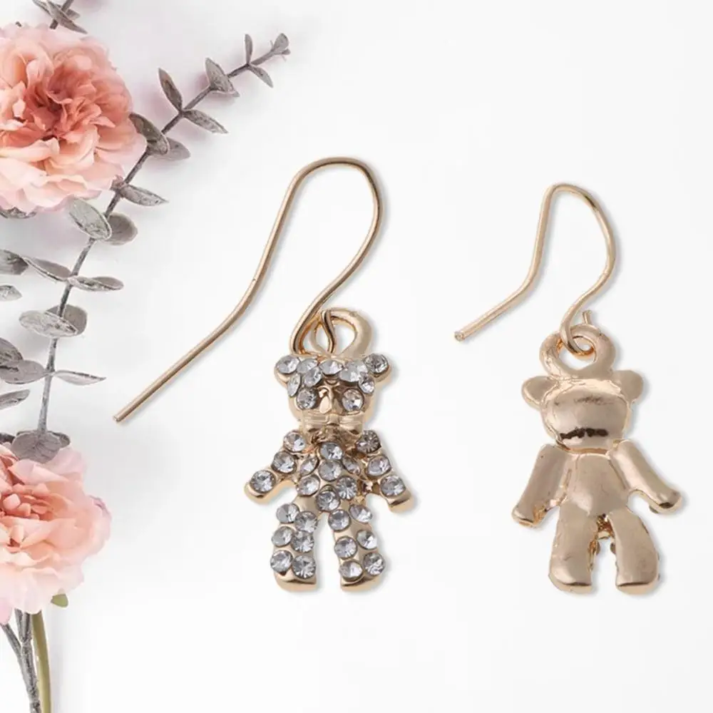 

New European and American fashion Joker long pin earrings temperament bear pendant earrings party earrings