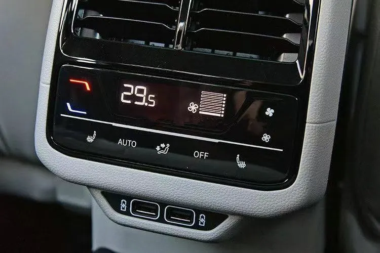 Сенсорная панель переключателя кондиционера для VW Passat B8 Arteon LCD|Переключатели и