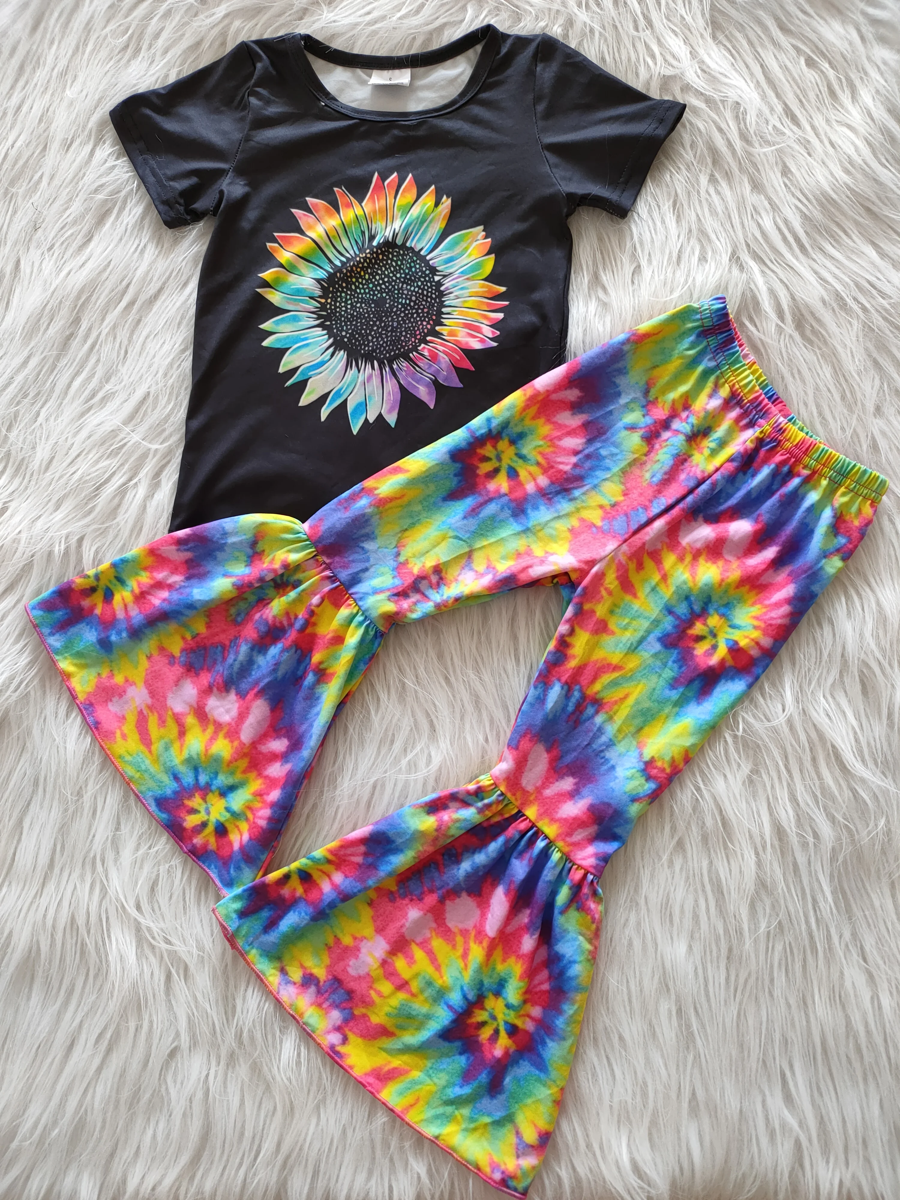 

Personalized girl's sets tie-dye sunflower children's clothes girl's bell bottomed pants set fashion boutique 2 piece set