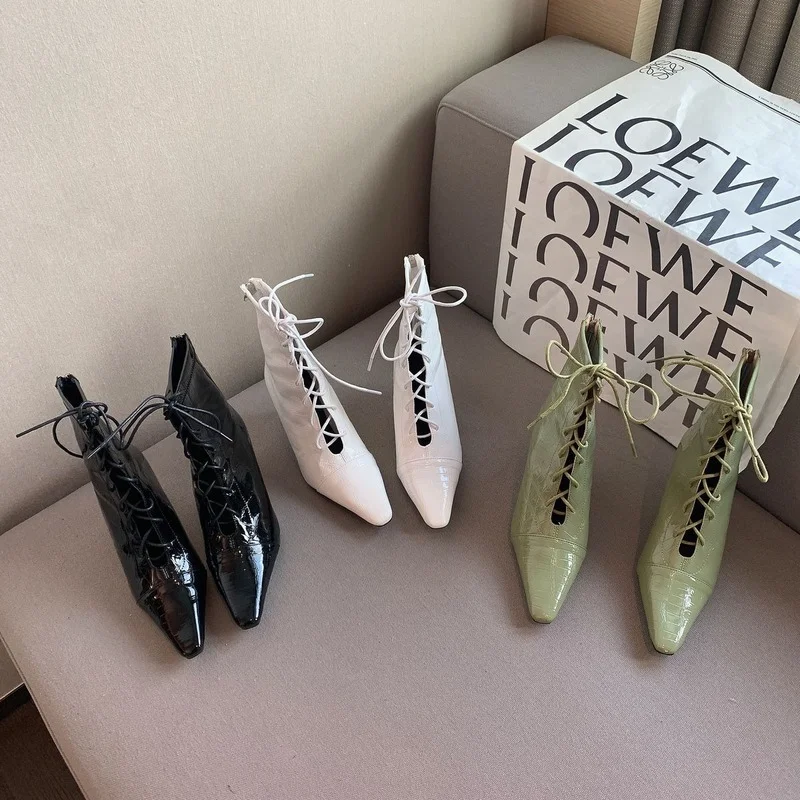 

New Autumn Women's Boots Crystal Heel Lace Rome Ankle Boots Female 2022 Winter Pointed Patent Leather Sexy Hollow Smoke Boots
