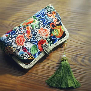 Сумка-Кроссбоди с красной цветочной вышивкой angelatacy, винтажная сумка через плечо в металлической оправе, ручная работа, 2020