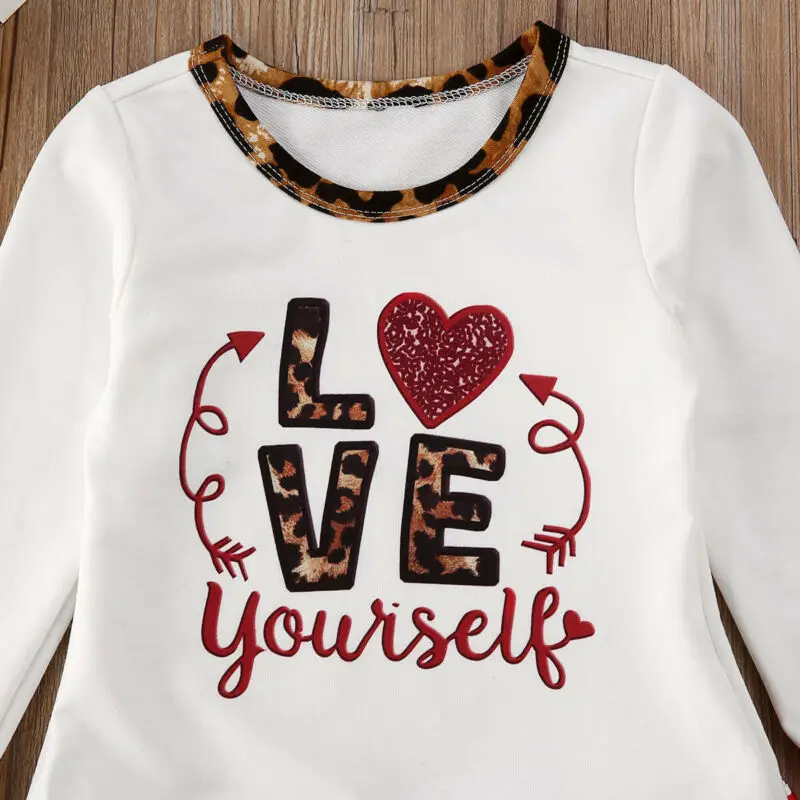 Симпатичные детские брюки-клеш в виде сердечек | Мать и ребенок