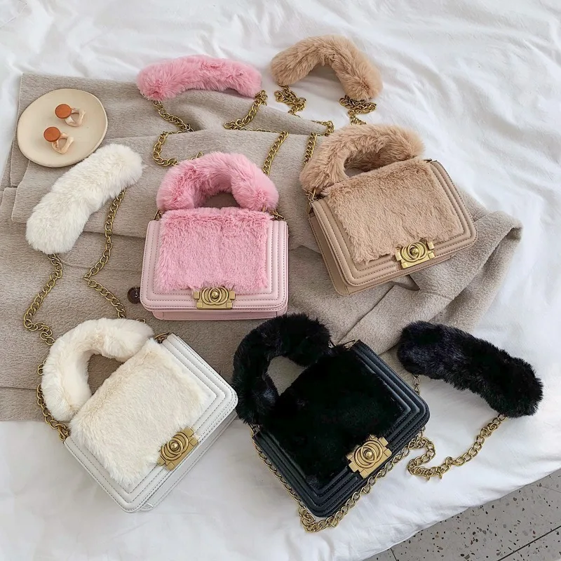 

Winter 2021 women's warm fur crossbody bag soft design chain women's shoulder bag zipper pocket women's handbag