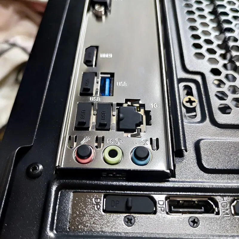 Комплект пылезащитных заглушек для настольных компьютеров комплект из 40