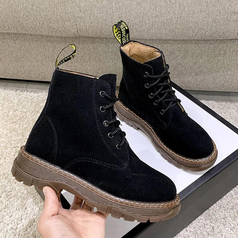 

Ladies Martin Boots 2020 Winter White Khaki Lace-up Flat PU Leather Boots Woman Trendy Fashion All-match Knight Boots