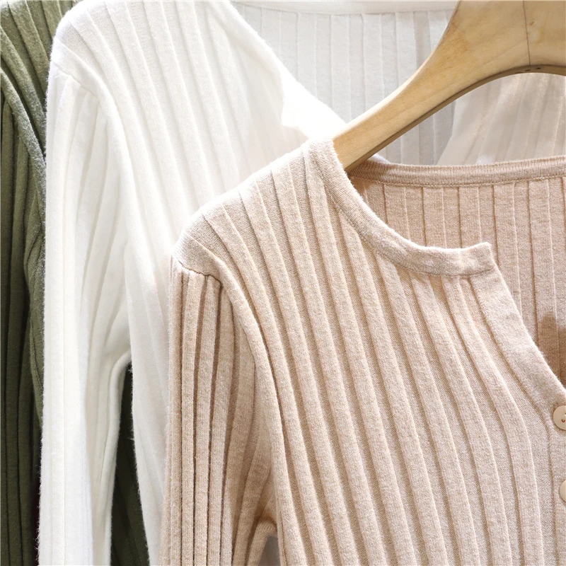 

Solid Knitted Cardigan Women V-Neck Long-Sleeved Button Knit Sweater Casual Cardigan Spring Autumn Female Thin Knit Sweater Coat